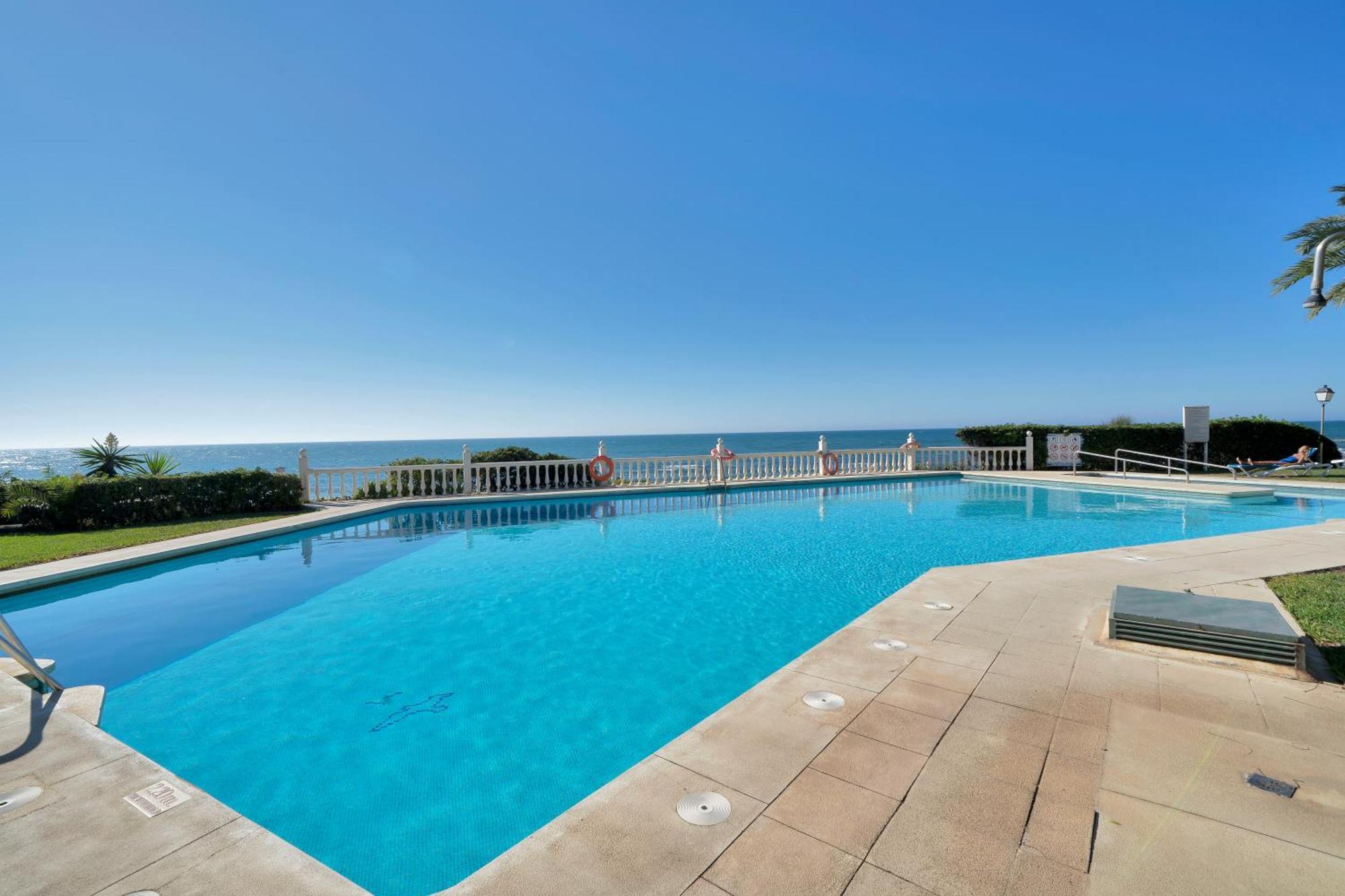Casa Mar Apartamento Front Beach Con Wifi, Piscina, Padel Y Tenis - Lubina Del Sol Sitio de Calahonda Eksteriør billede